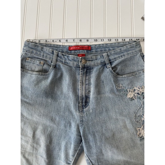 Cosmopolitan Jeanswear Women's Light Wash Embroidered Straight Leg Jeans - Picture 7 of 11